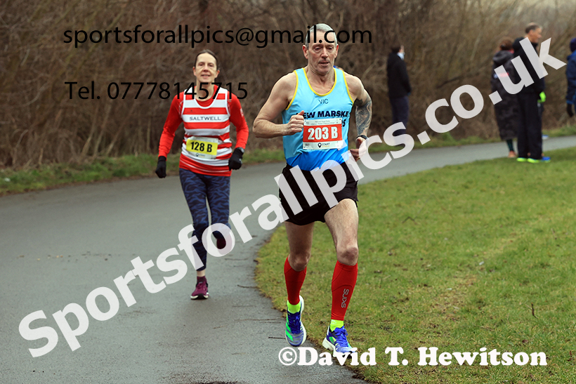 Mens Over-50s 2025 NECAA Royal Signals Road Relays Champs.,  Hetton Lyons Country Park, Hetton le Hole, County Durham. Photo: David T. Hewitson/Sports for All Pics